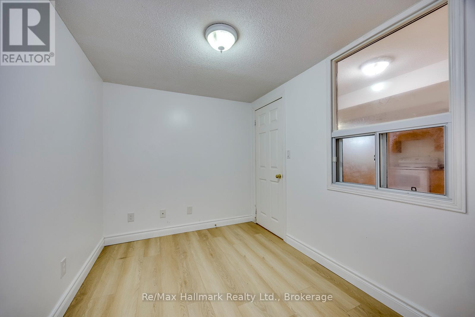 5371 Dundas Street, Burlington, Ontario  L7R 3X4 - Photo 35 - W13435514