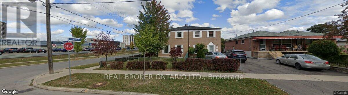 63 Venetian Crescent, Toronto, Ontario  M3N 2L9 - Photo 2 - W13441226