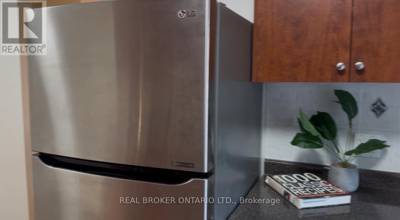 63 Venetian Crescent, Toronto, Ontario  M3N 2L9 - Photo 26 - W13441226