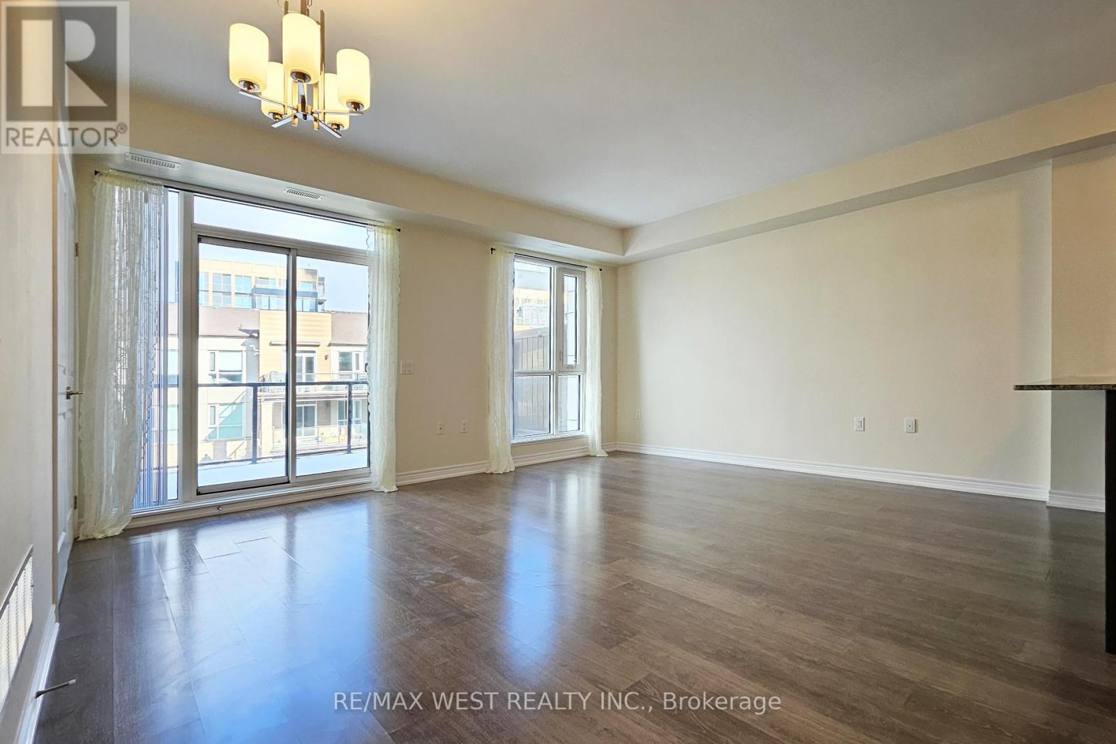 308 - 2375 Bronte Road, Oakville, Ontario  L6M 1P5 - Photo 4 - W13441250