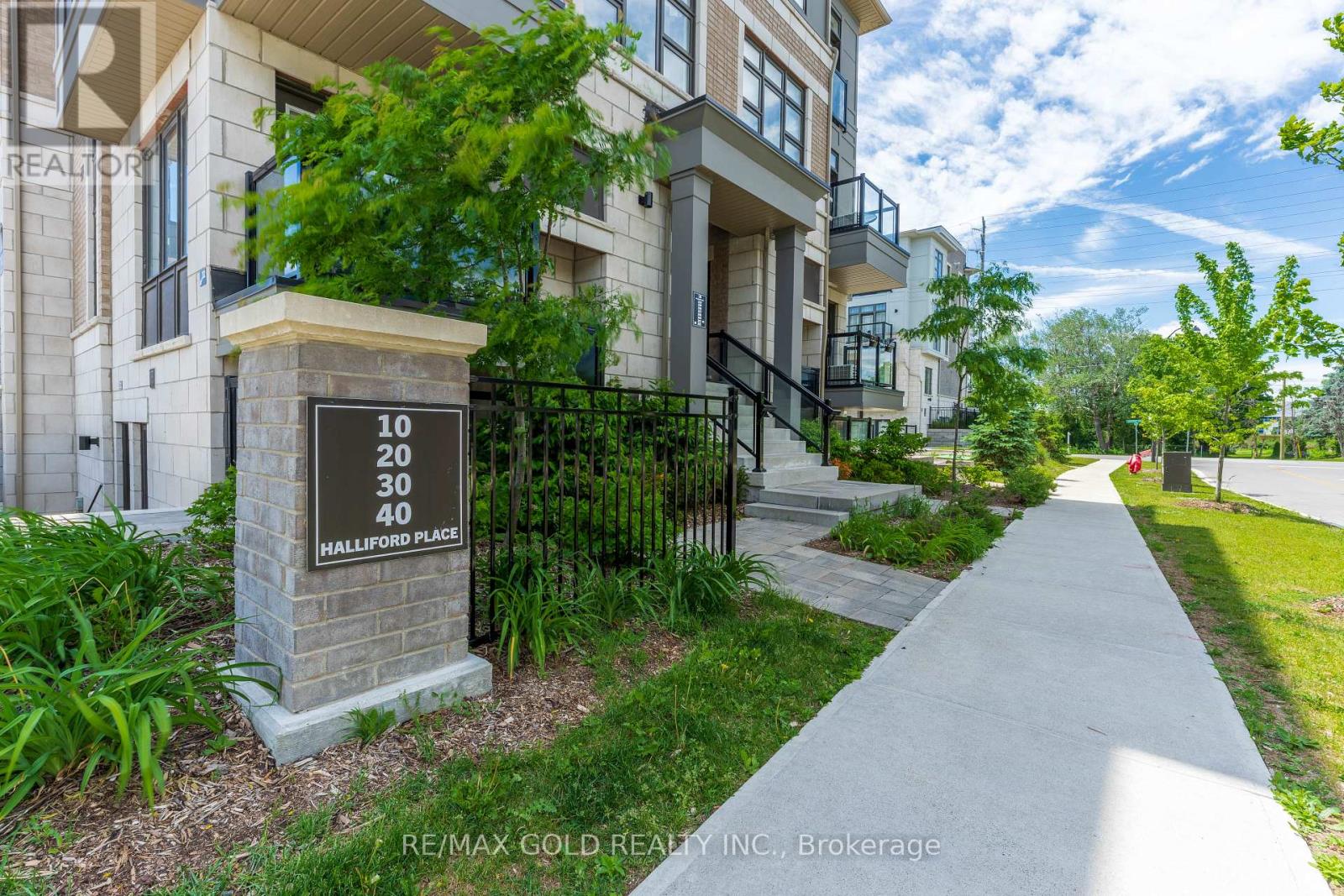 308 - 10 Halliford Place, Brampton, Ontario  L6P 0N5 - Photo 3 - W13441276