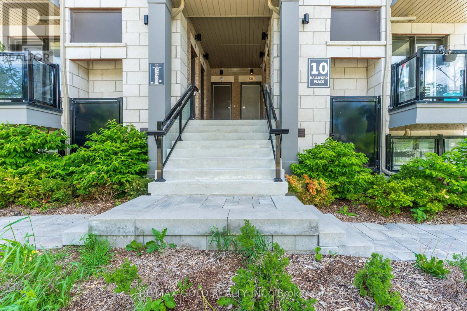 308 - 10 Halliford Place, Brampton, Ontario  L6P 0N5 - Photo 5 - W13441276