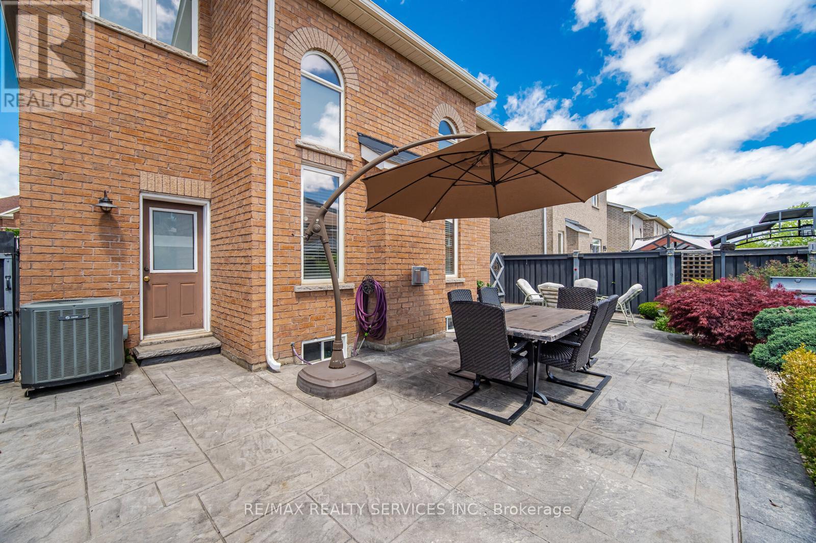 9 Eatonville Street, Brampton, Ontario  L7A 0M5 - Photo 33 - W13441284