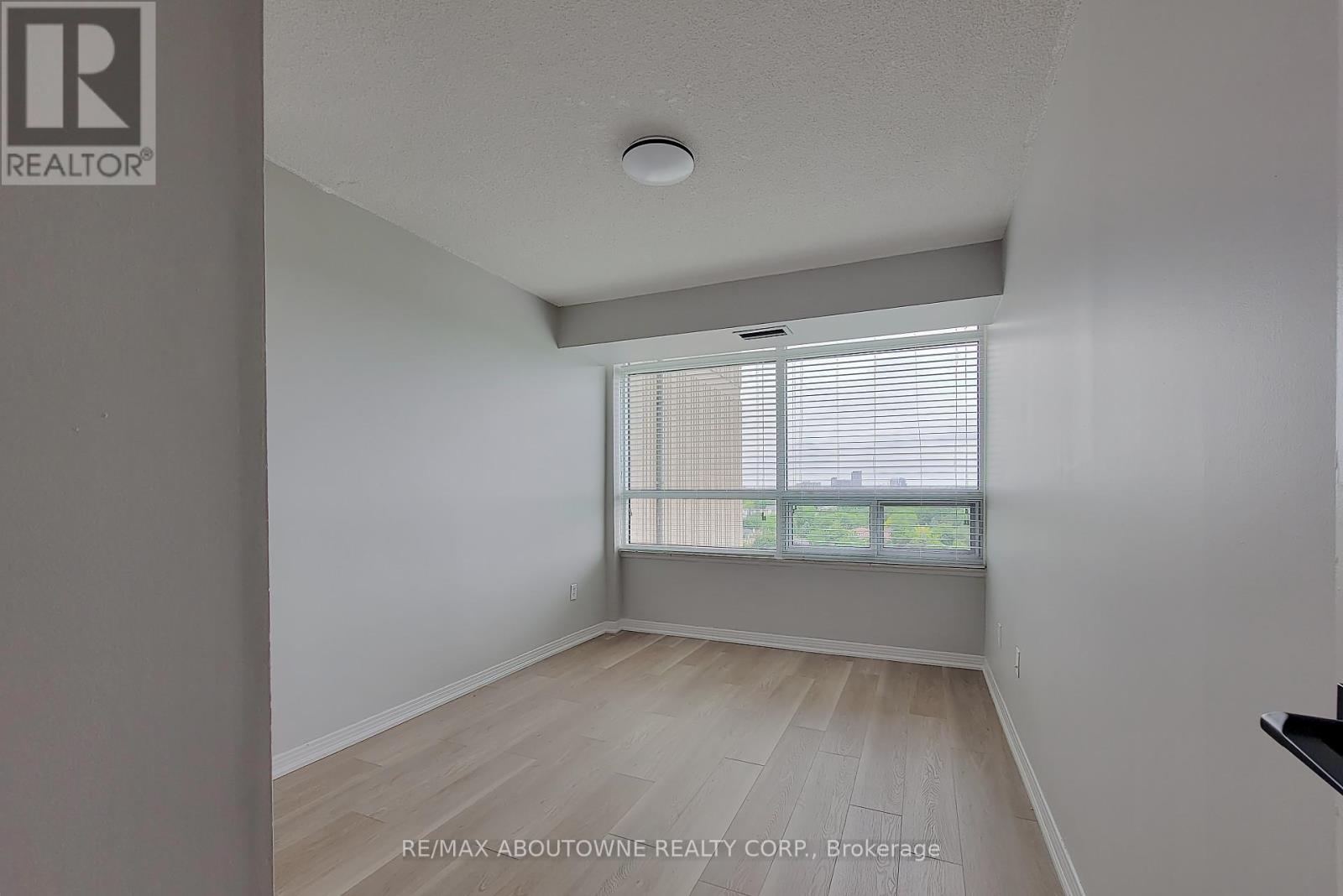 1207 - 1359 White Oaks Boulevard, Oakville, Ontario  L6H 2R8 - Photo 16 - W13441304