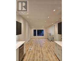 271 PARKWOOD AVENUE, Georgina, Ontario