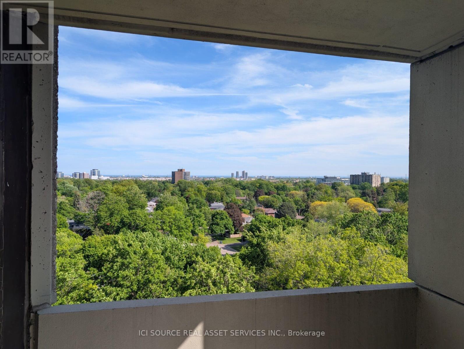 E3 - 284 Mill Road, Toronto, Ontario  M9C 4W6 - Photo 16 - W13212402