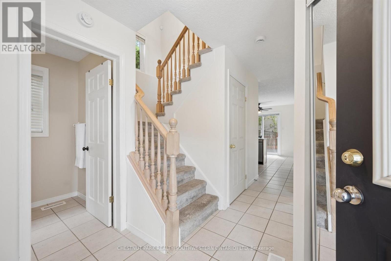 44 Alderson Drive, Cambridge, Ontario  N3C 4C5 - Photo 5 - X13441278