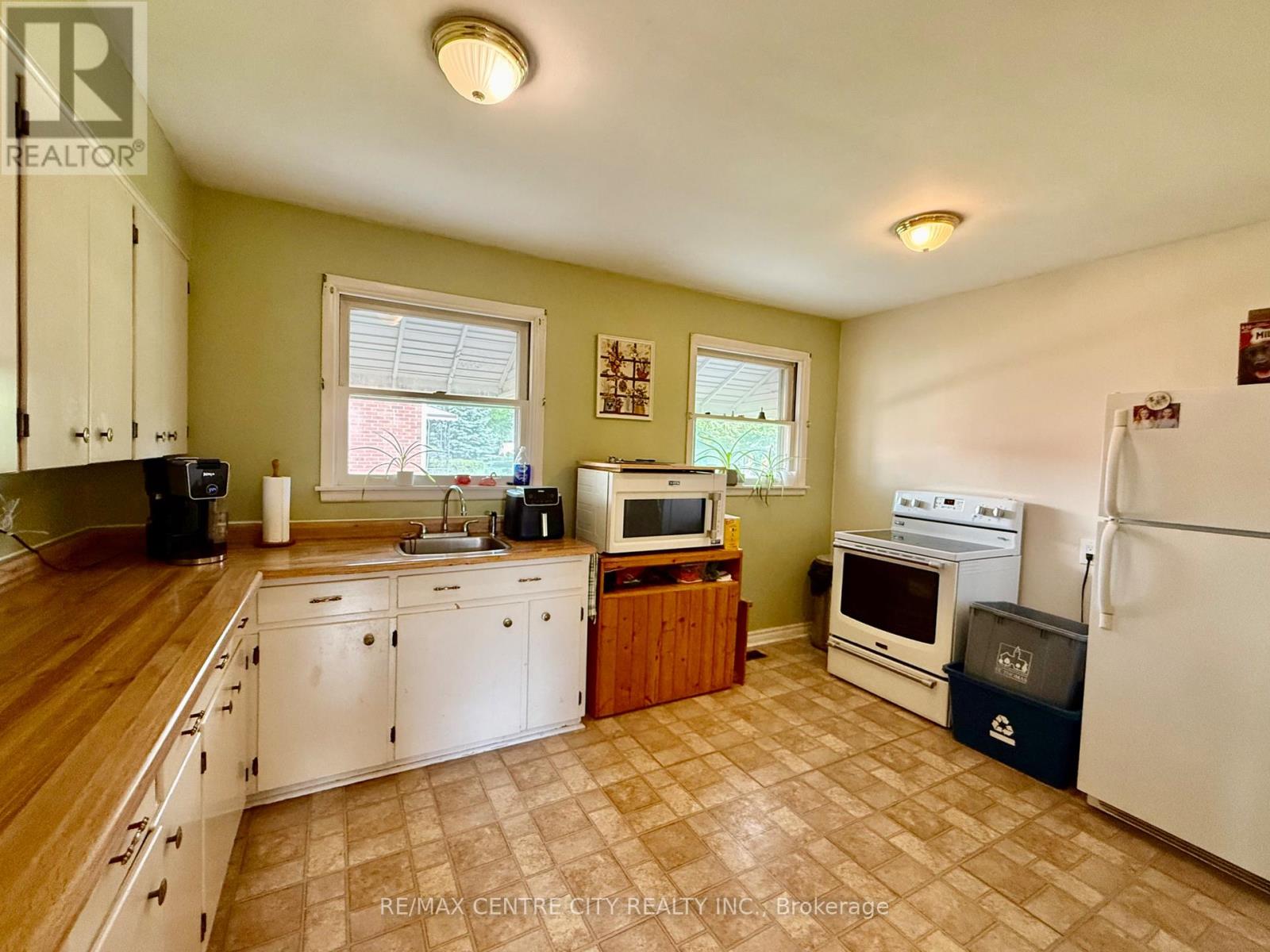 18 Montgomery Road, St. Thomas, Ontario  N5R 1S5 - Photo 15 - X13441328