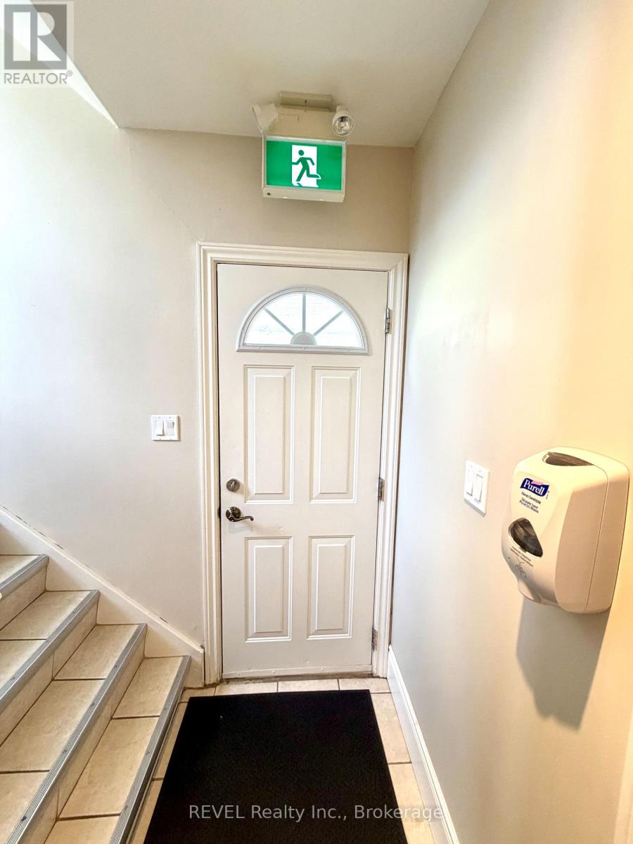 5637 Main Street, Niagara Falls (Hospital), Ontario  L2G 5Z3 - Photo 11 - X13441356