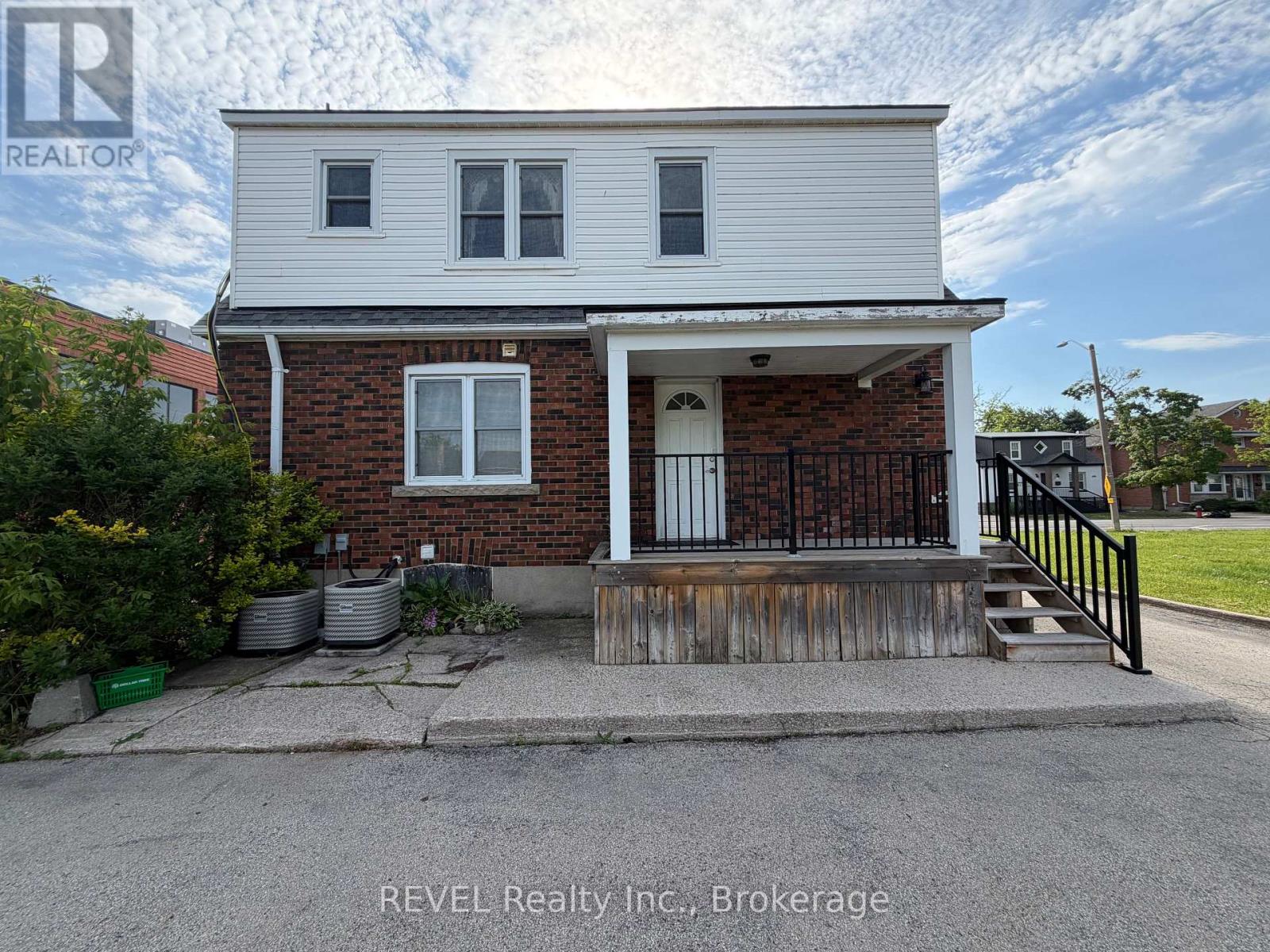5637 Main Street, Niagara Falls (Hospital), Ontario  L2G 5Z3 - Photo 4 - X13441356