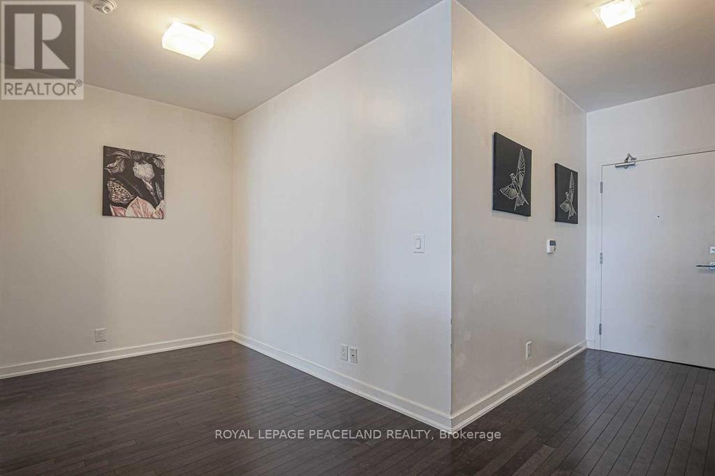1509 - 12 York Street, Toronto, Ontario  M5J 0A9 - Photo 4 - C13441334