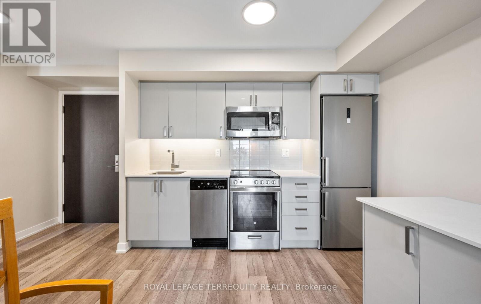 414 - 38 Monte Kwinter Court, Toronto, Ontario  M3H 0E2 - Photo 4 - C13441352
