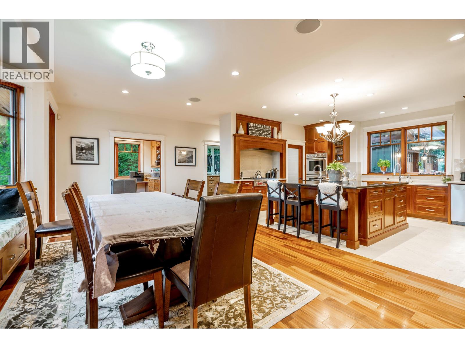 949 Arbutus Bay Lane, Bowen Island, British Columbia  V0N 1G2 - Photo 13 - R3135646