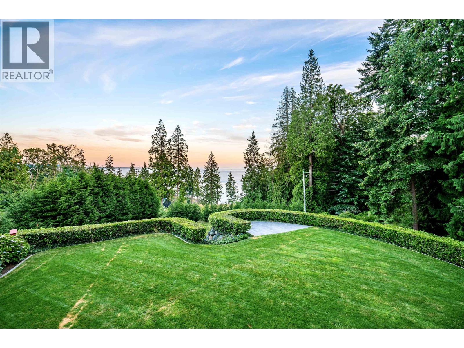 949 Arbutus Bay Lane, Bowen Island, British Columbia  V0N 1G2 - Photo 19 - R3135646