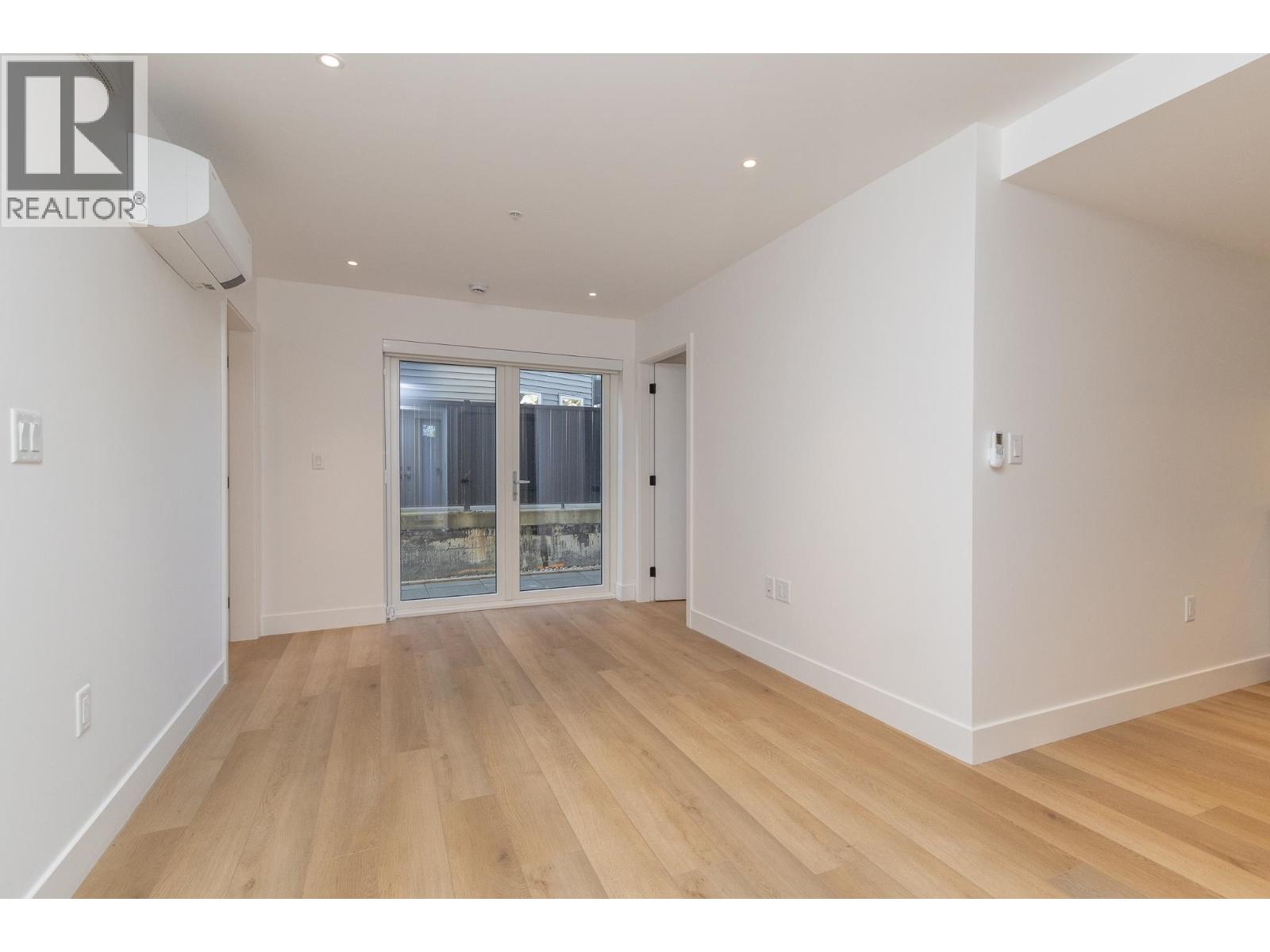 103 239 E 16 Avenue, Vancouver, British Columbia  V5T 2T5 - Photo 2 - R3135655