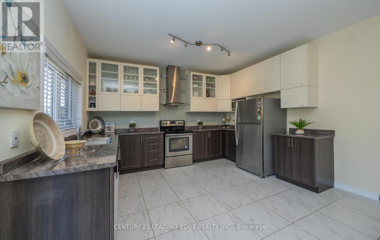 164 Allegra Drive, Wasaga Beach, Ontario  L9Z 0H6 - Photo 11 - S13437458