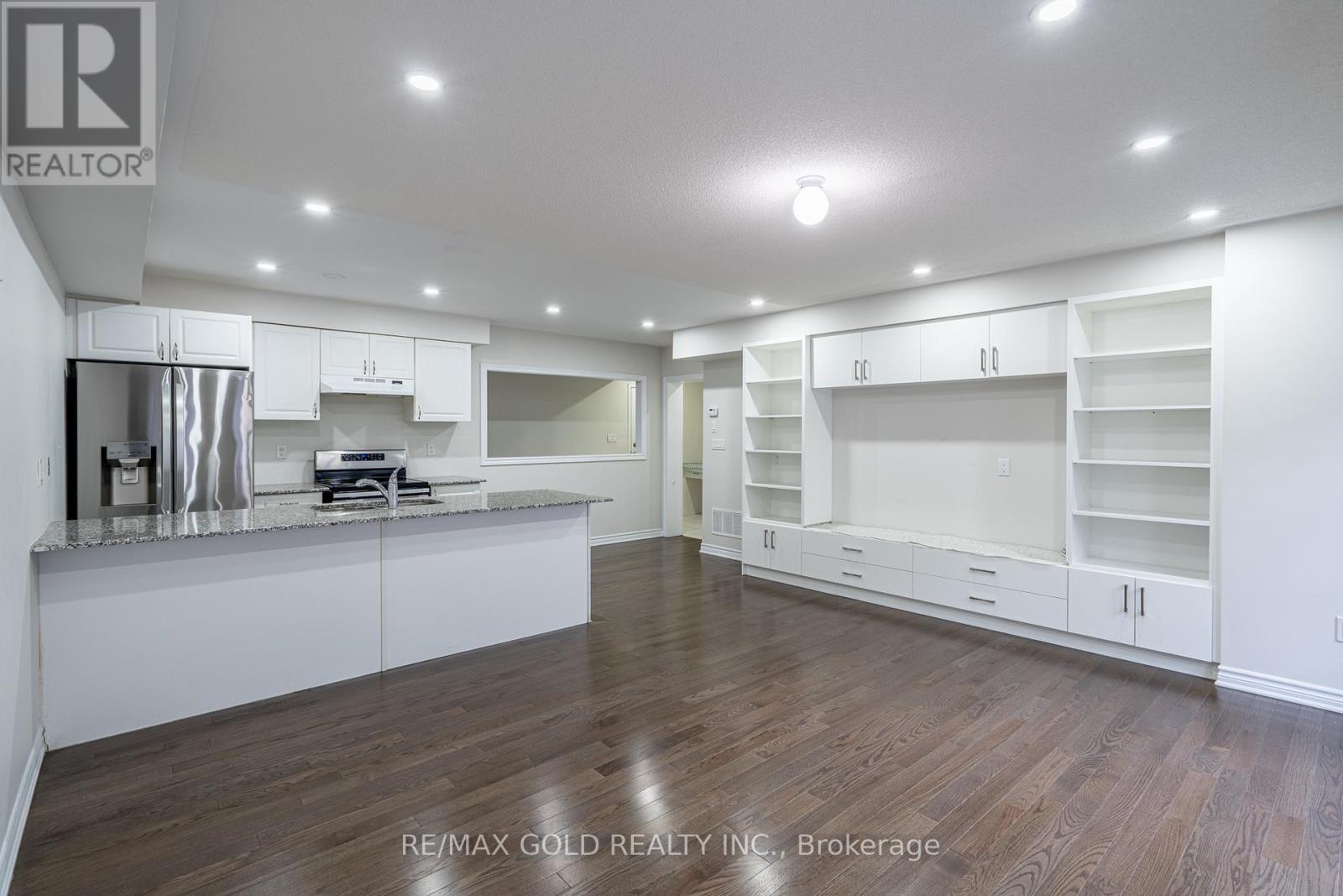 45 - 200 Veterans Drive, Brampton, Ontario L7A 4S6 - Photo 3 - W13426688