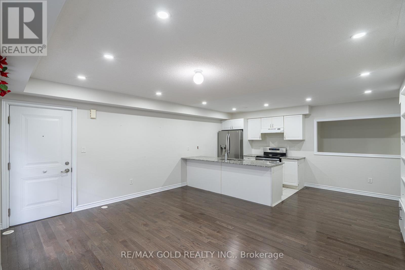 45 - 200 Veterans Drive, Brampton, Ontario L7A 4S6 - Photo 4 - W13426688