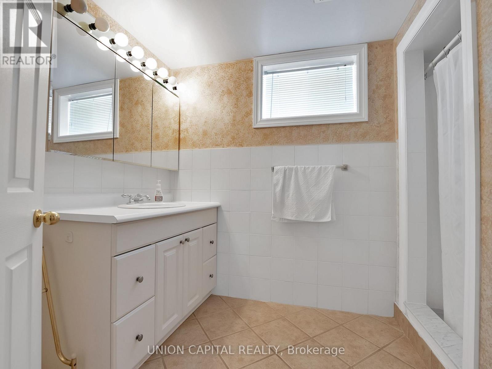 40 Sisman Avenue, Aurora, Ontario  L4G 6R9 - Photo 45 - N13441358