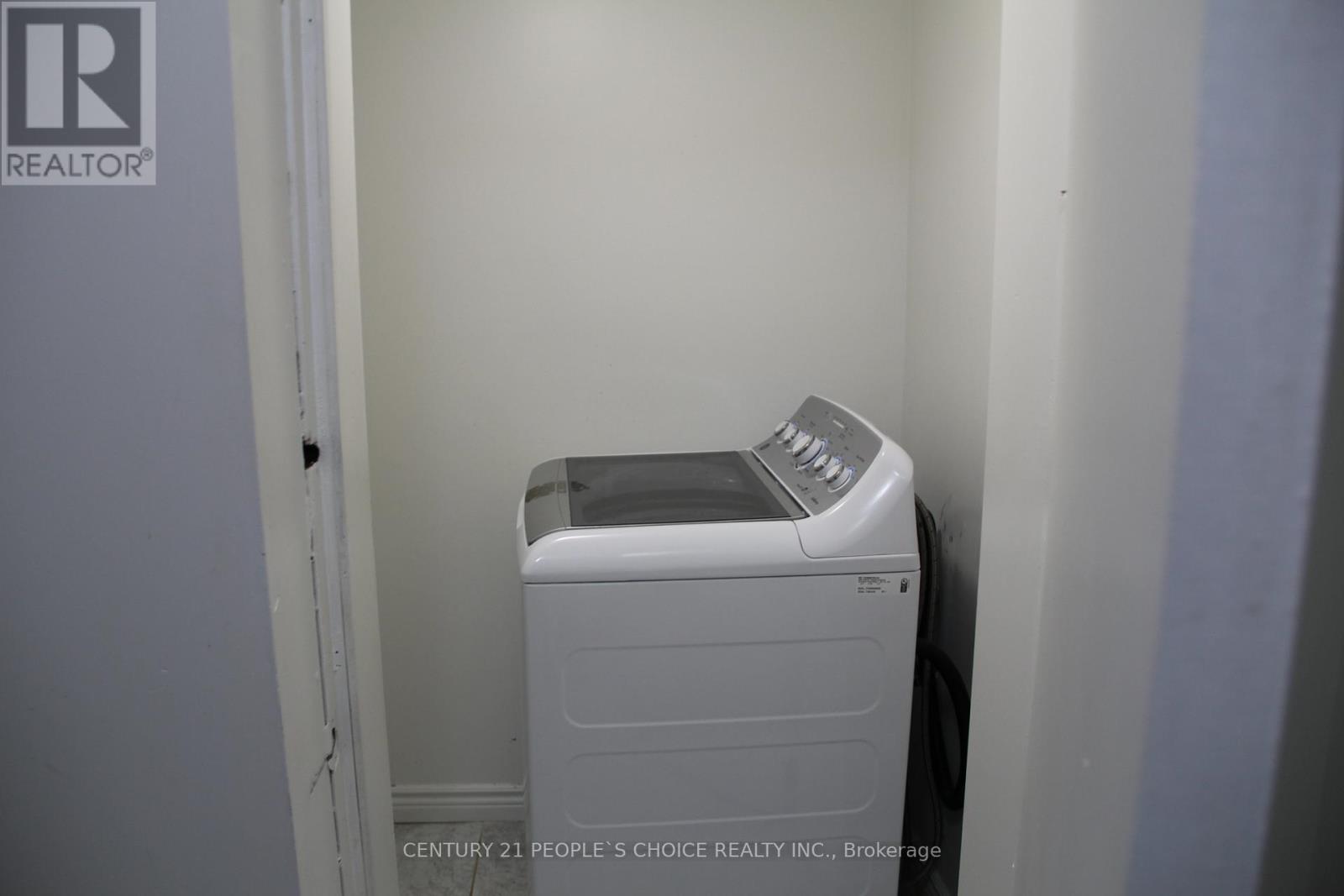 4339 Radisson Crescent, Mississauga, Ontario  L5M 4C2 - Photo 12 - W13441346