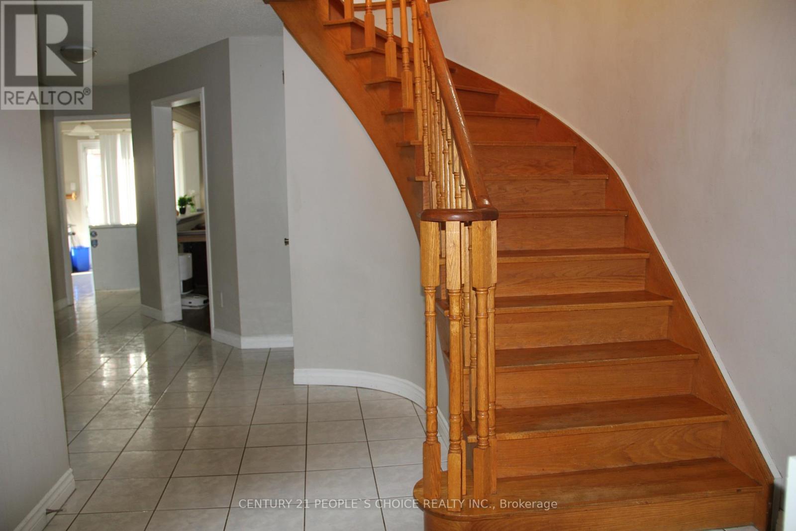 4339 Radisson Crescent, Mississauga, Ontario  L5M 4C2 - Photo 3 - W13441346