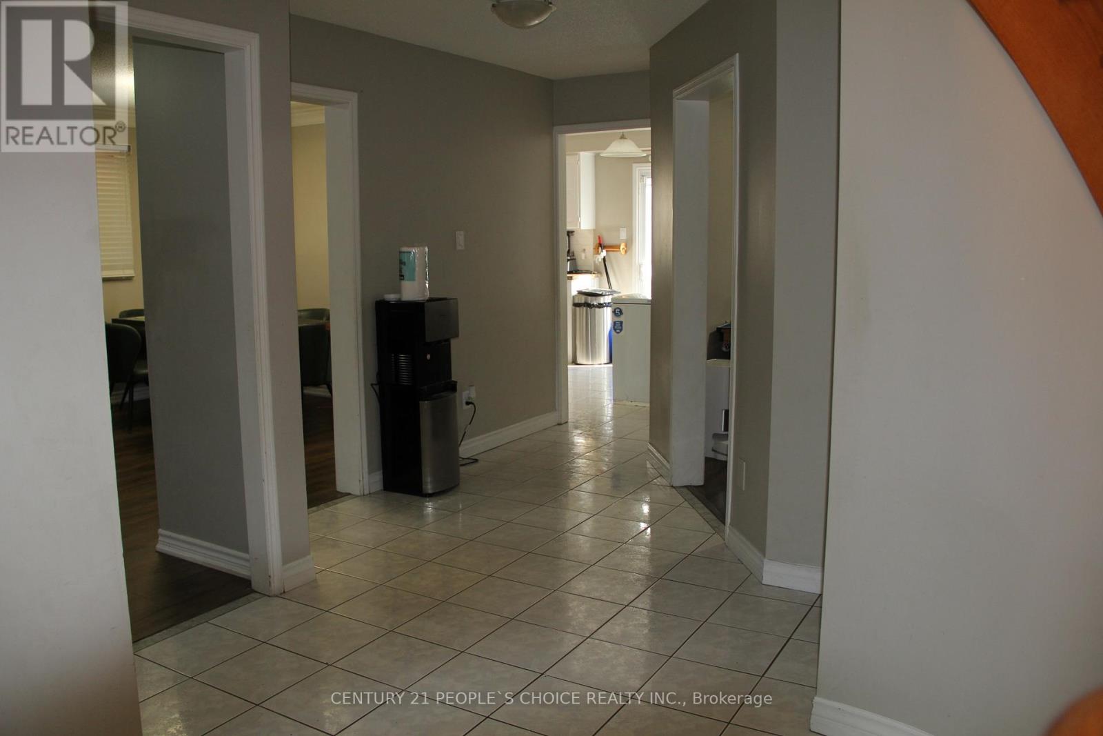 4339 Radisson Crescent, Mississauga, Ontario  L5M 4C2 - Photo 4 - W13441346