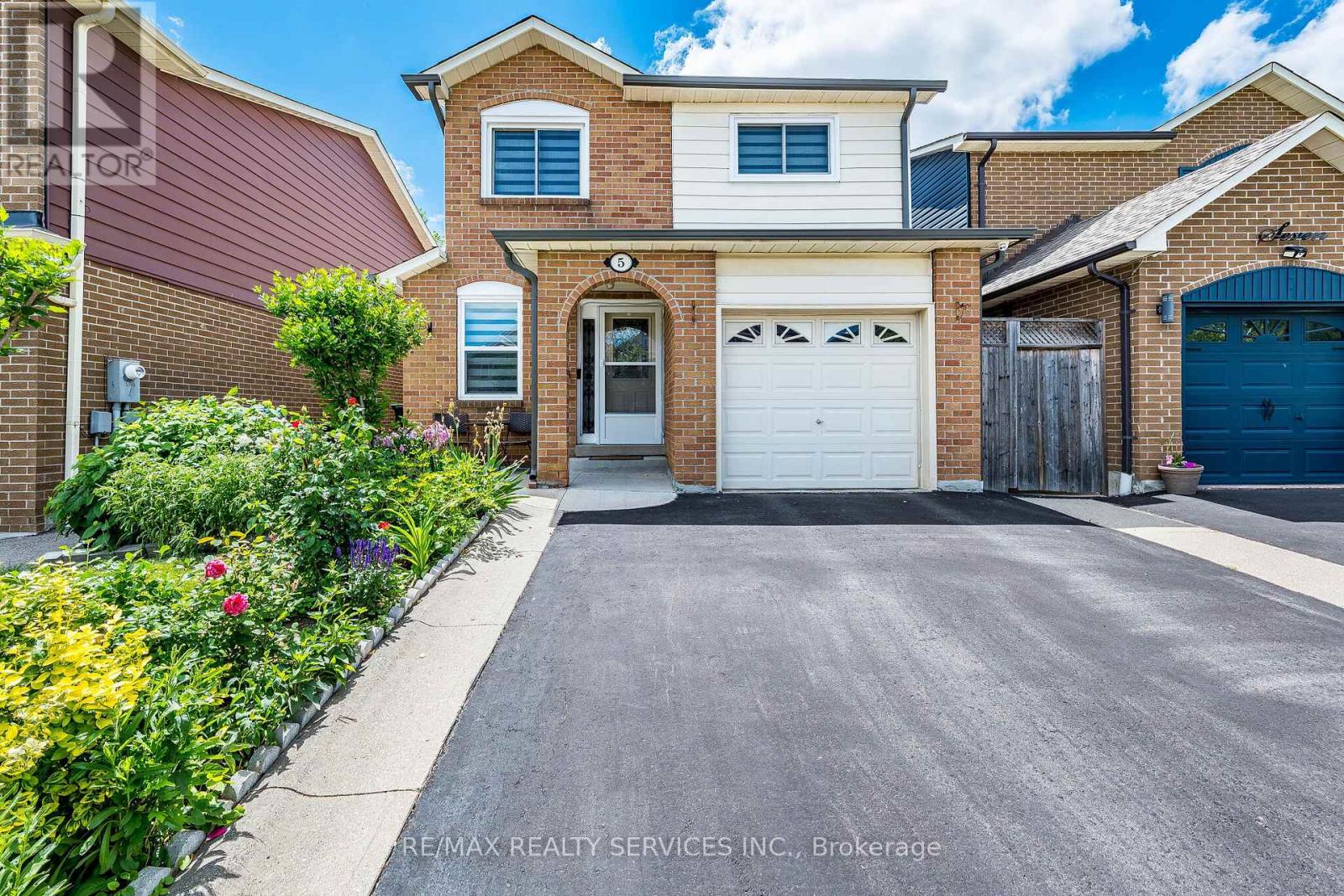 5 WIKANDER WAY, Brampton, Ontario