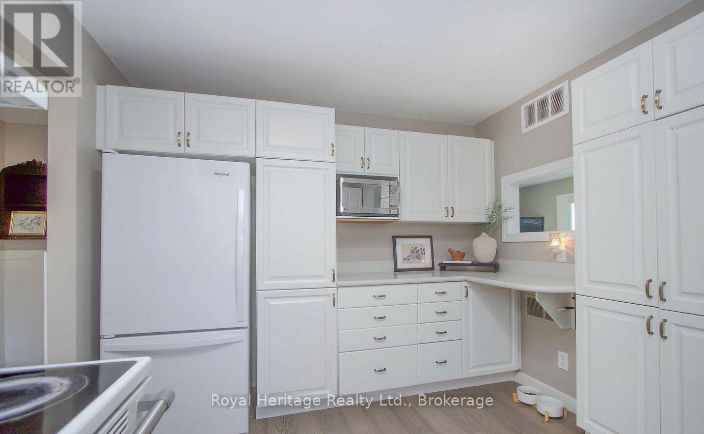 56 Pine Point Lane, Scugog, Ontario  L9L 1B4 - Photo 14 - E13441396
