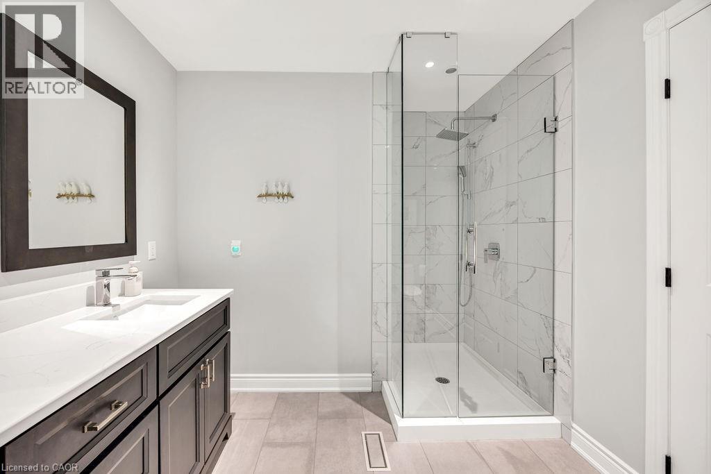 4176 Bianca Forest Drive, Burlington, Ontario  L7M 4L4 - Photo 13 - 40839533