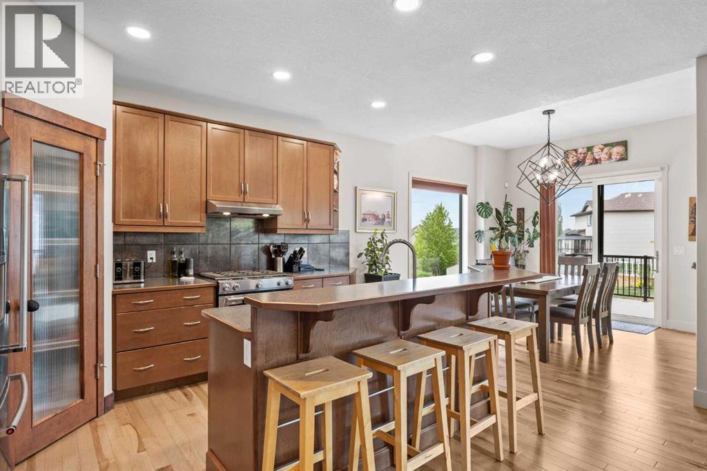 41 Drake Landing Crescent, Okotoks, Alberta T1S 0E7 - Photo 6 - A2316574