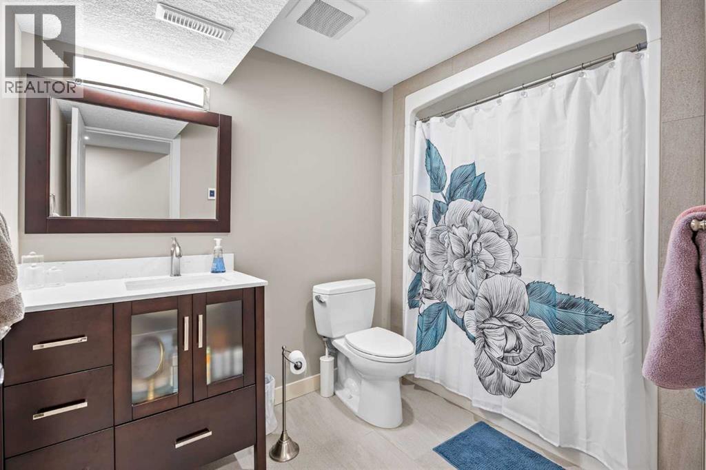41 Drake Landing Crescent, Okotoks, Alberta T1S 0E7 - Photo 37 - A2316574