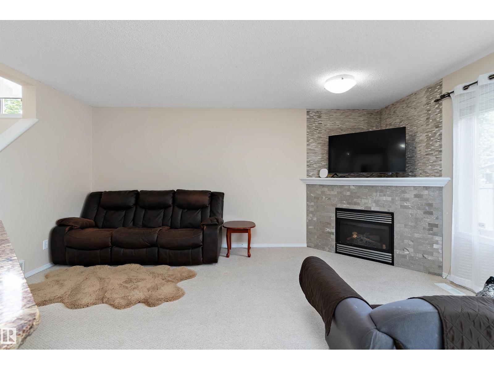 5313 Rue Park St, Beaumont, Alberta  T4X 1W4 - Photo 3 - E4493618
