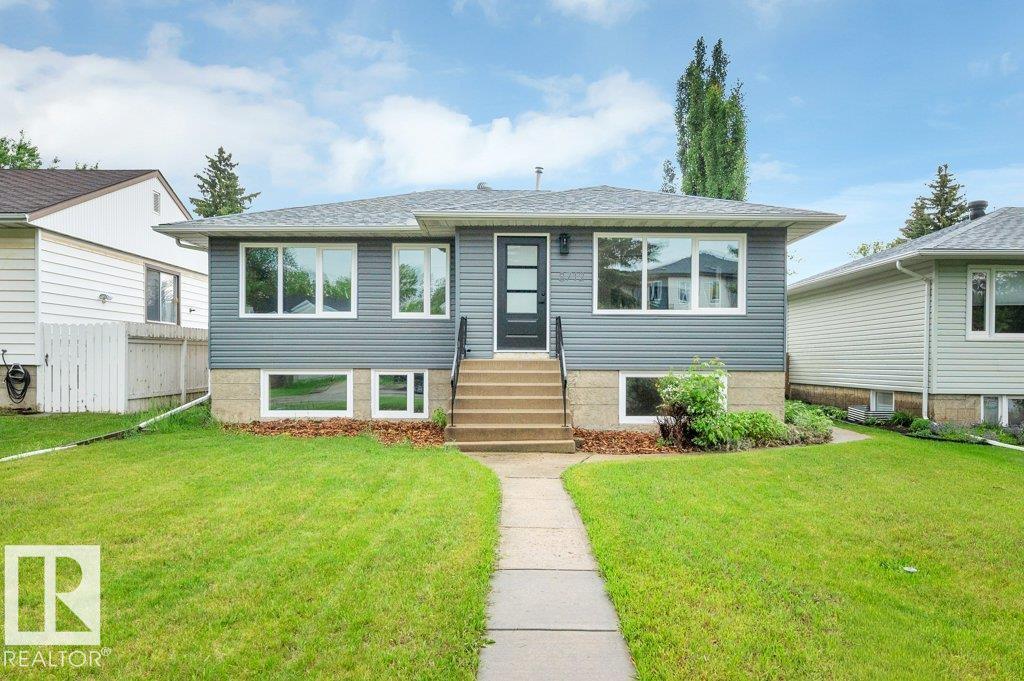 8712 89 AV NW, Edmonton, Alberta