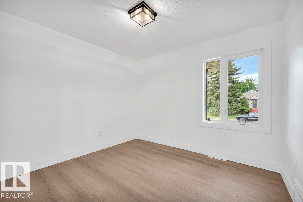 8712 89 Av Nw, Edmonton, Alberta  T6C 1N7 - Photo 21 - E4493620