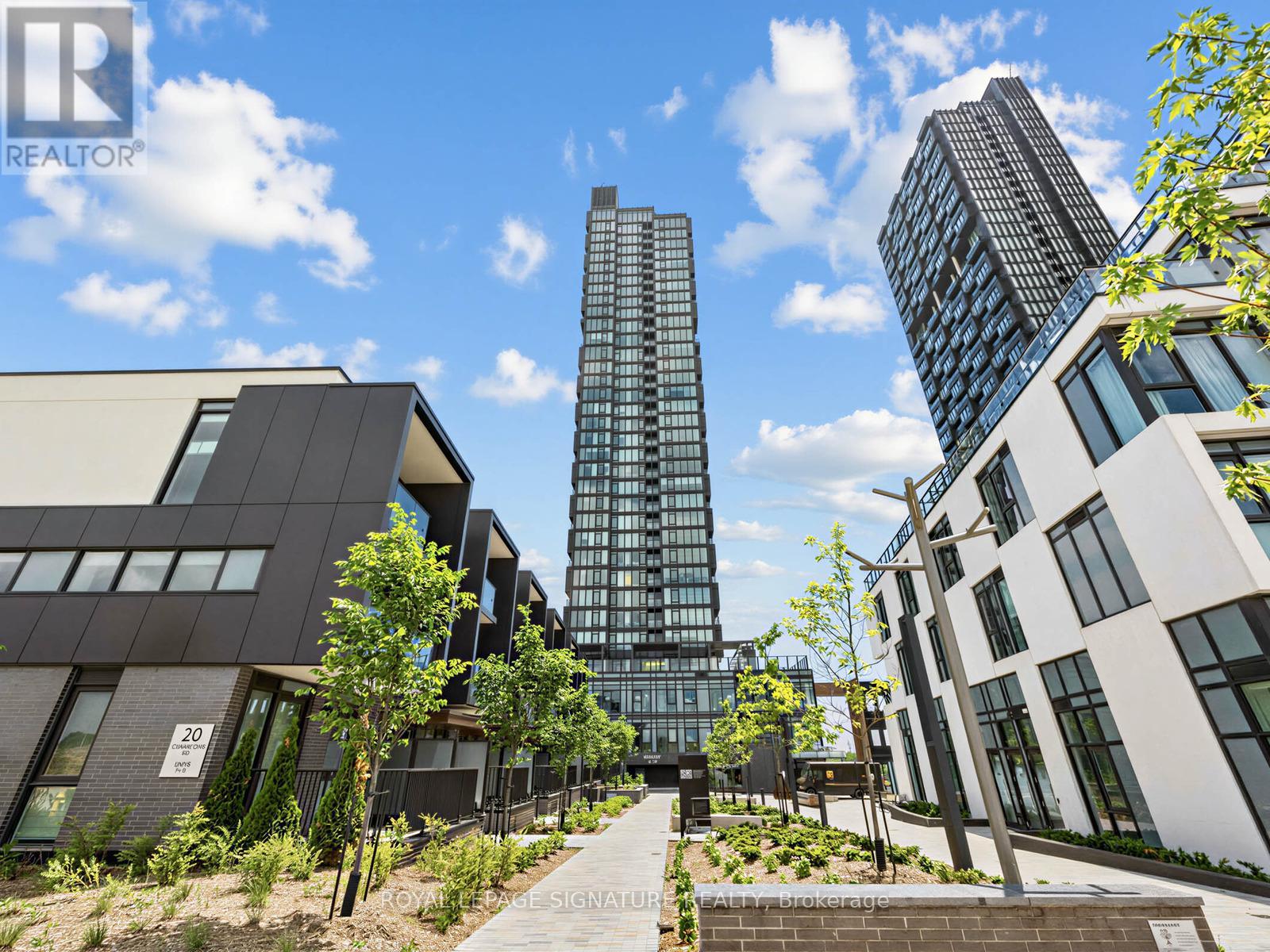 3302 - 5 QUARRINGTON LANE, Toronto, Ontario