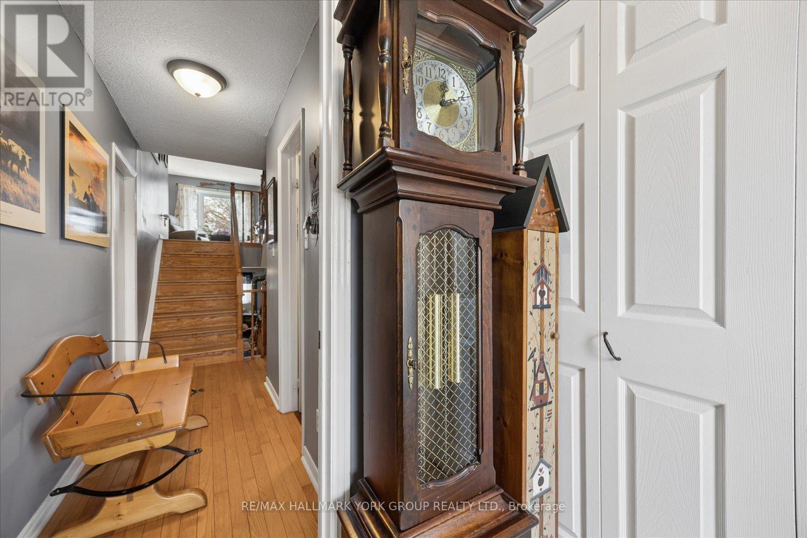 29 Biscayne Boulevard, Georgina, Ontario  L4P 2R4 - Photo 8 - N13121862