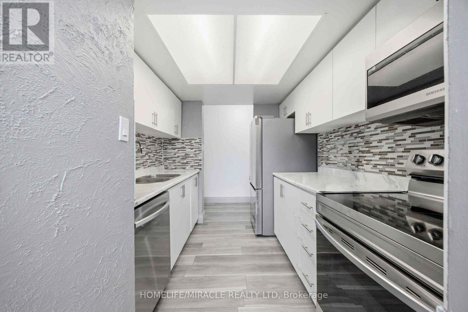 405 - 5 Rowntree Road, Toronto, Ontario  M9V 5G9 - Photo 18 - W13440392