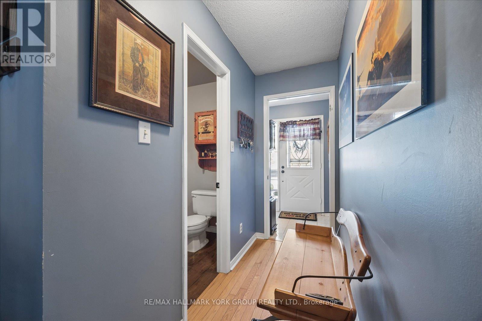 29 Biscayne Boulevard, Georgina, Ontario  L4P 2R4 - Photo 7 - N13121862
