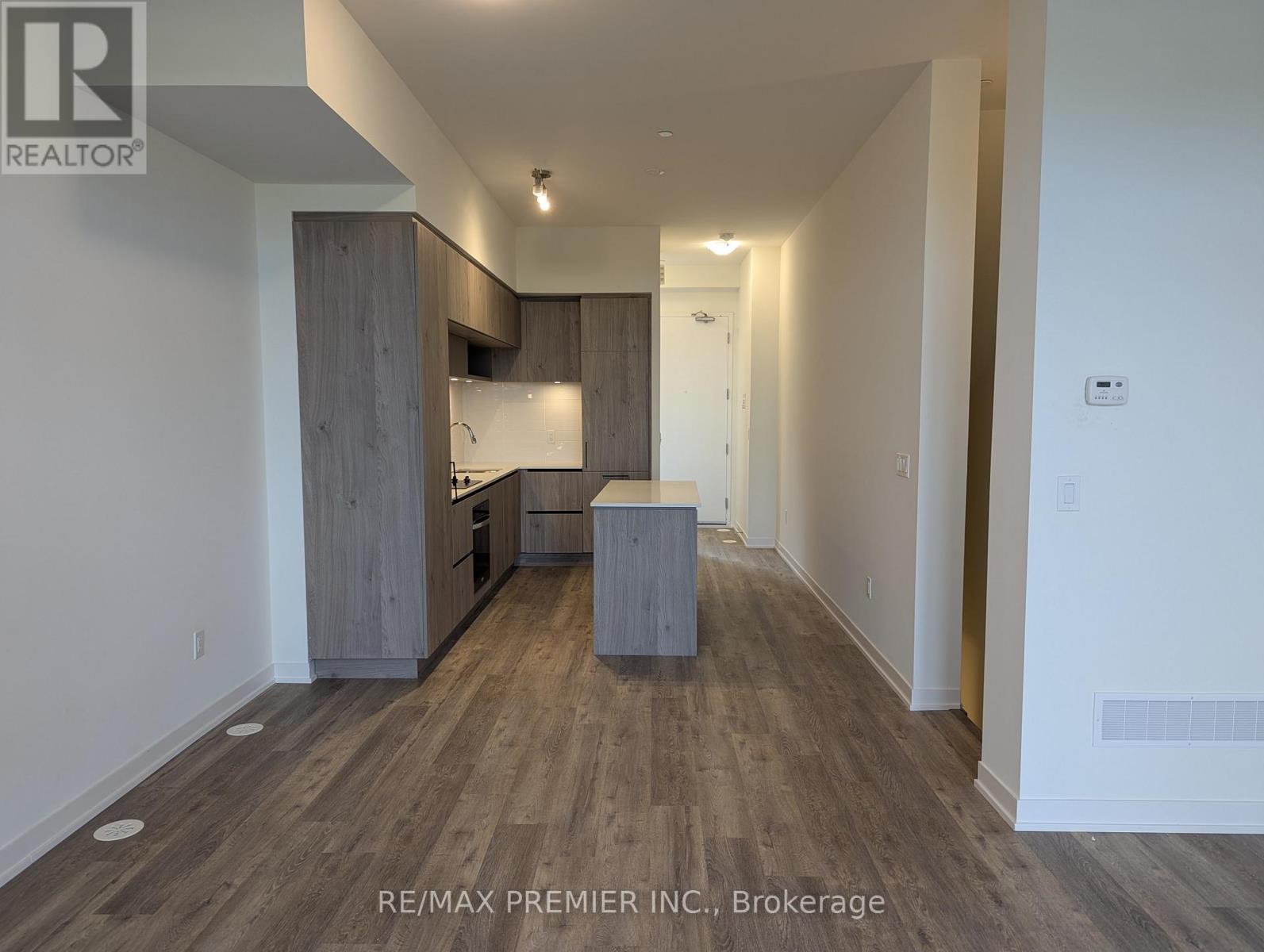 513 - 9 Steckley House Lane, Richmond Hill, Ontario  L4S 0N1 - Photo 6 - N13441382