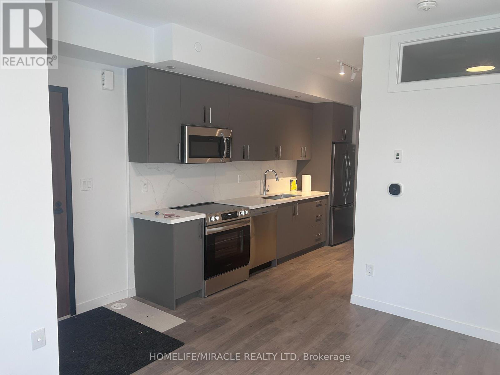 21 - 109 Marydale Avenue, Markham, Ontario  L3S 0E3 - Photo 3 - N13441398