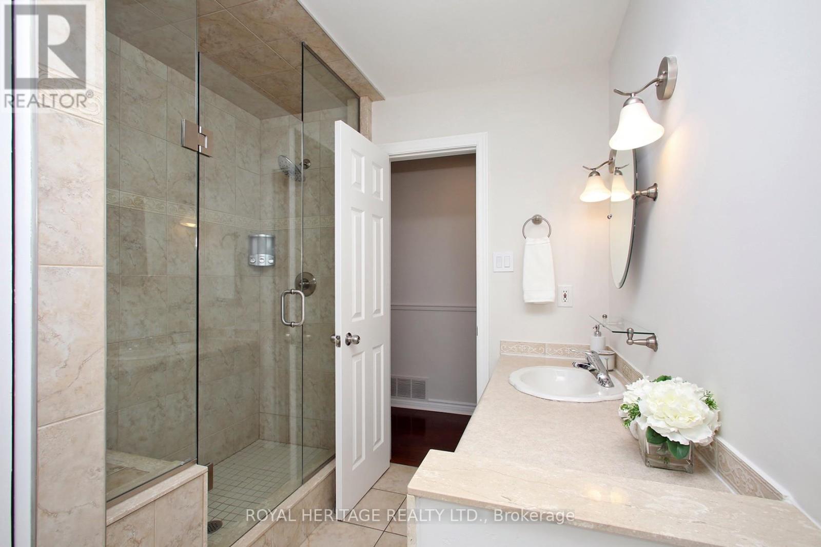 21 Wootten Way S, Markham, Ontario  L3P 3H9 - Photo 17 - N13441420