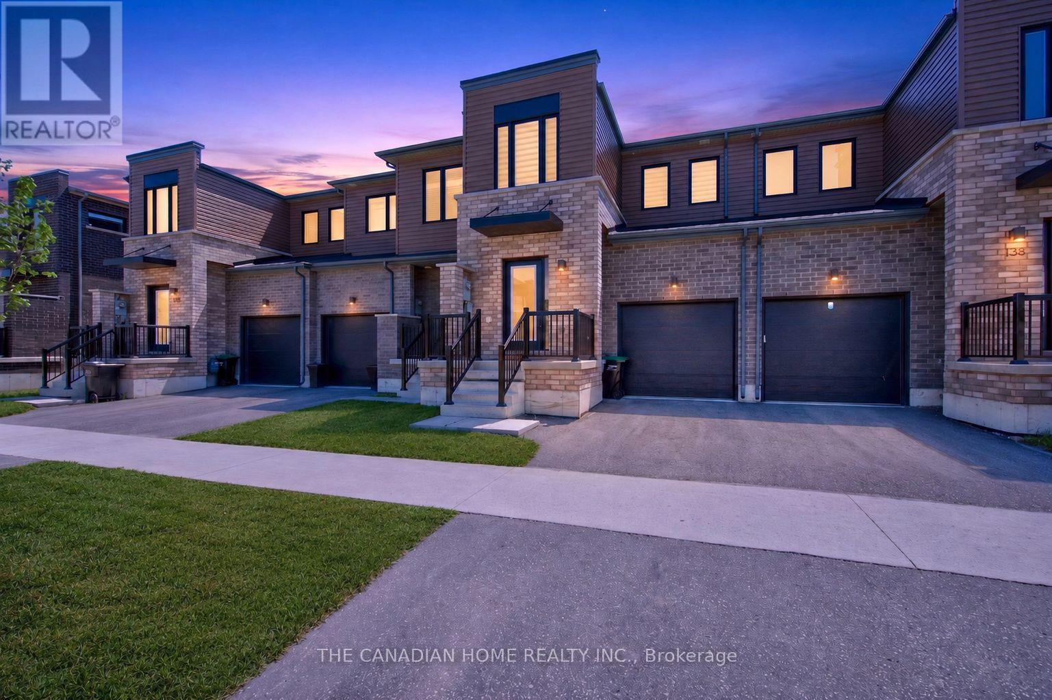 131 GATELAND DRIVE, Barrie, Ontario