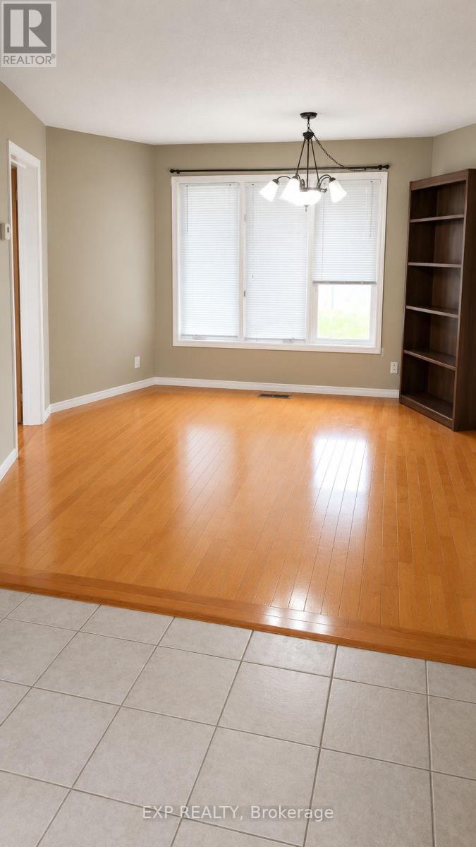 157 Livingstone Street W, Barrie, Ontario  L4N 7J7 - Photo 4 - S13441484