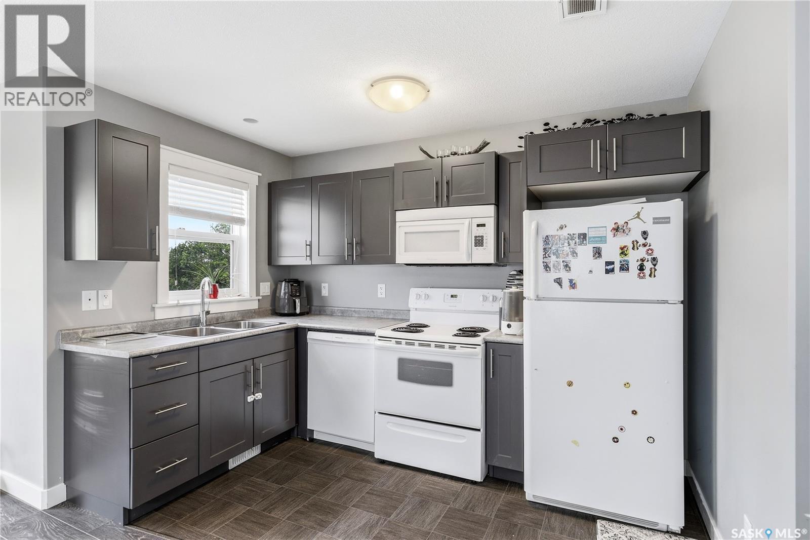 A & B 1931 Connaught Street, Regina, Saskatchewan S4T 4T6 - Photo 24 - SK039309