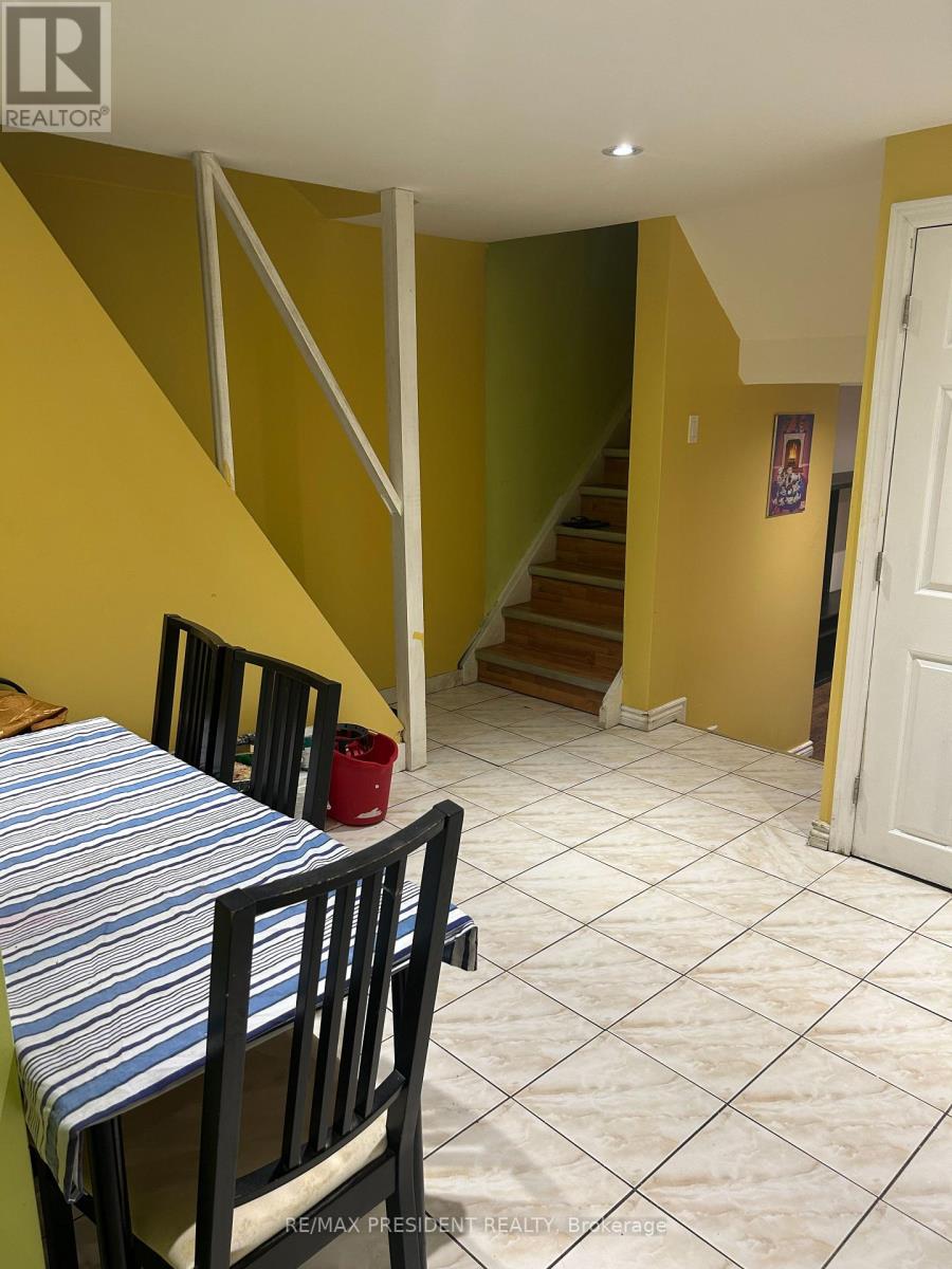 Basement - 20 Seguin Court, Toronto, Ontario  M9V 2C5 - Photo 10 - W13441432