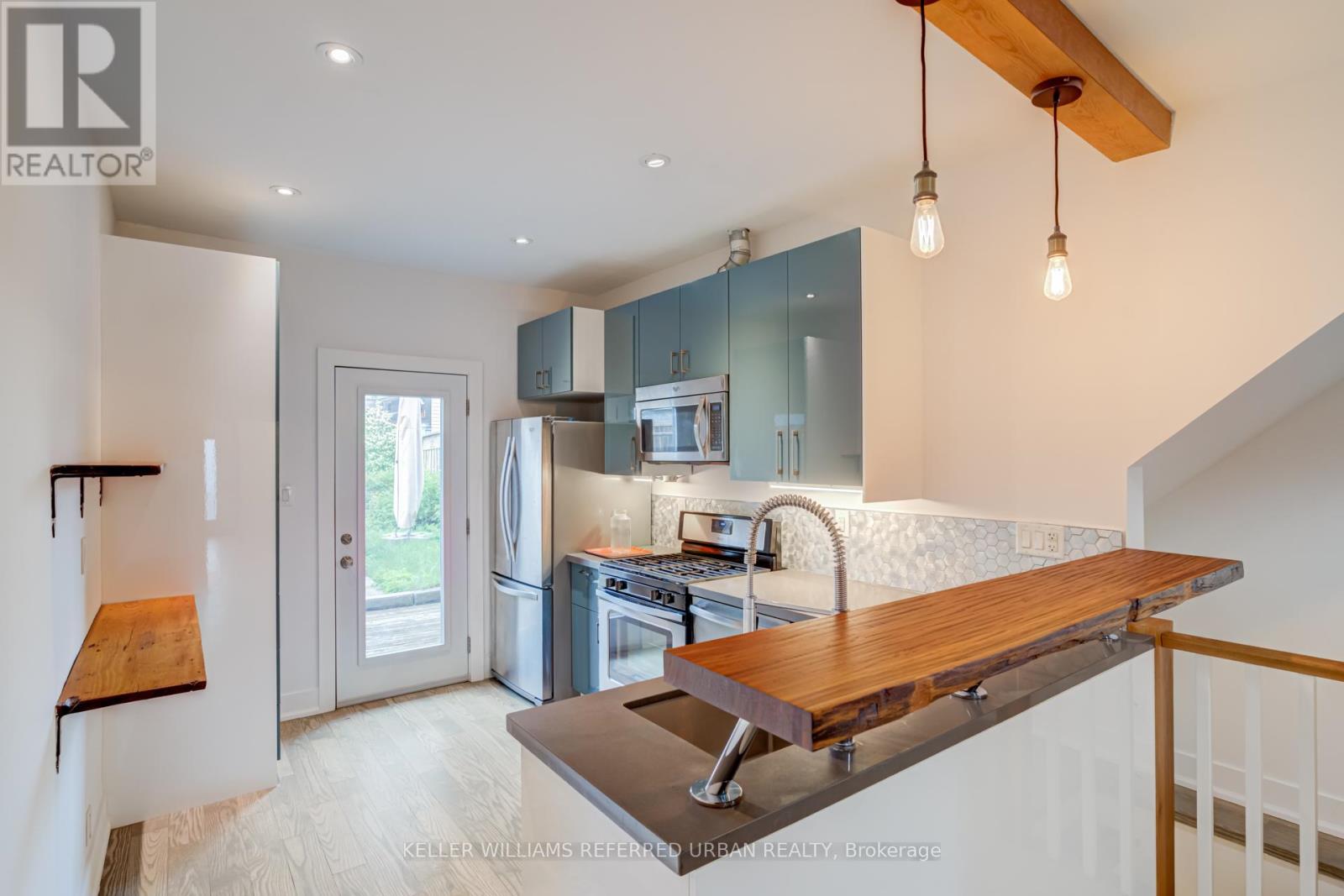 Main - 363 Boon Avenue, Toronto, Ontario  M6E 4A4 - Photo 4 - W13441456
