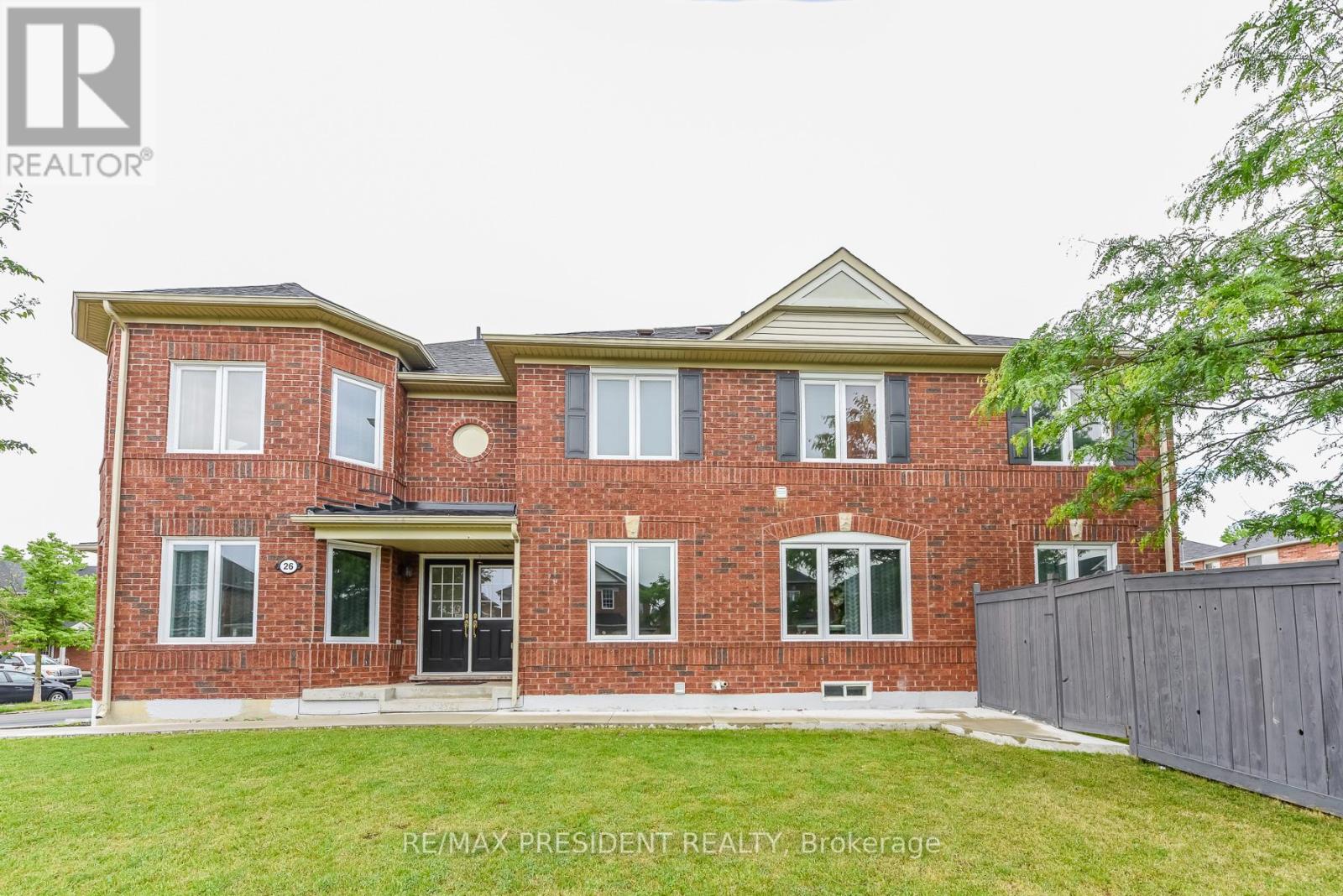 26 Levida Street, Brampton, Ontario  L6P 2Y8 - Photo 2 - W13441462