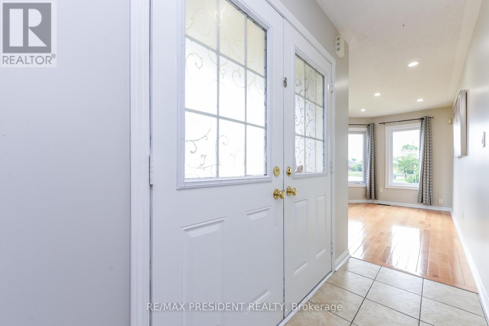 26 Levida Street, Brampton, Ontario  L6P 2Y8 - Photo 7 - W13441462
