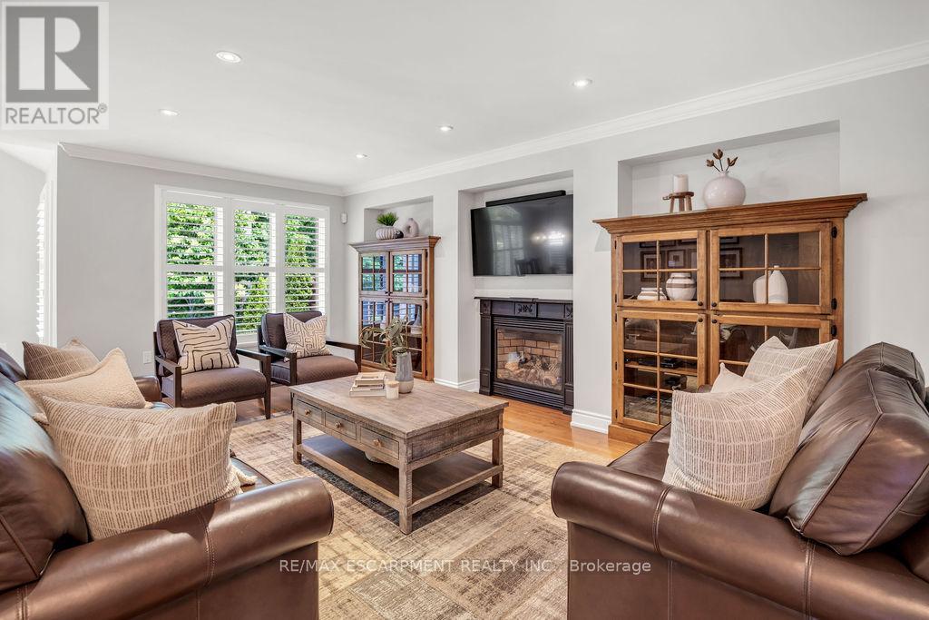 4176 Bianca Forest Drive, Burlington, Ontario  L7M 4L4 - Photo 10 - W13441476