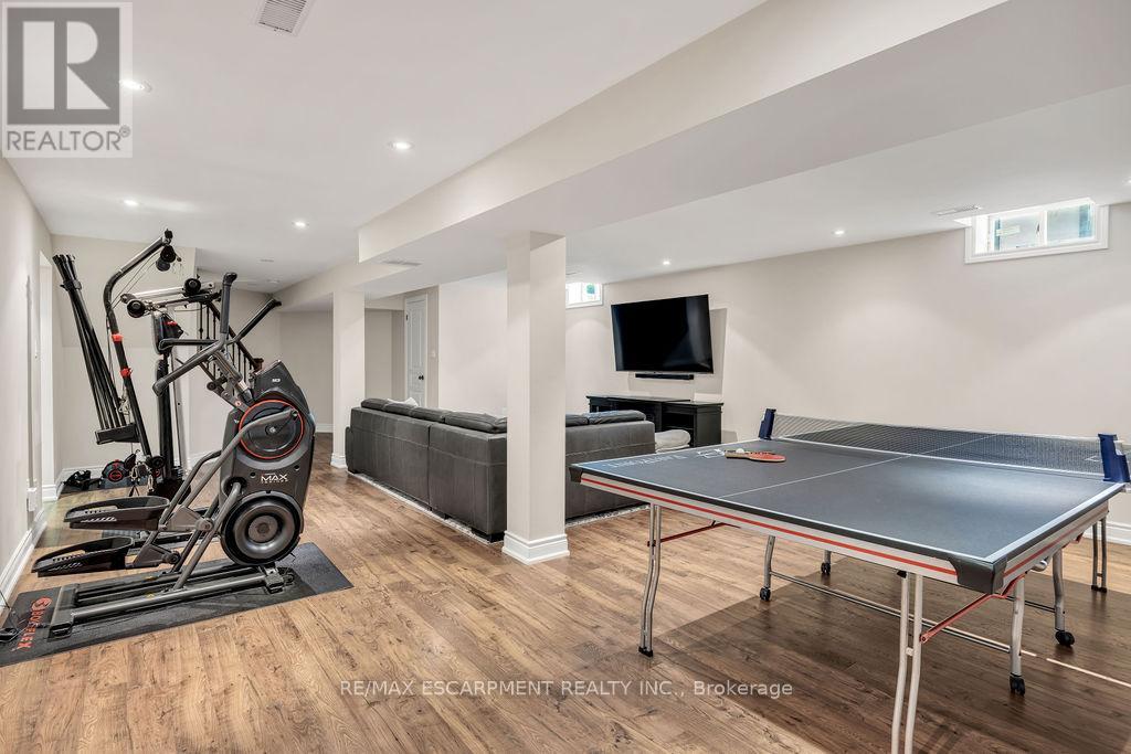 4176 Bianca Forest Drive, Burlington, Ontario  L7M 4L4 - Photo 22 - W13441476